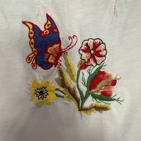 JWLA Johnny Was Embroidered V-Neck Tee White Floral Butterfly Size XL - Picture 4 of 5